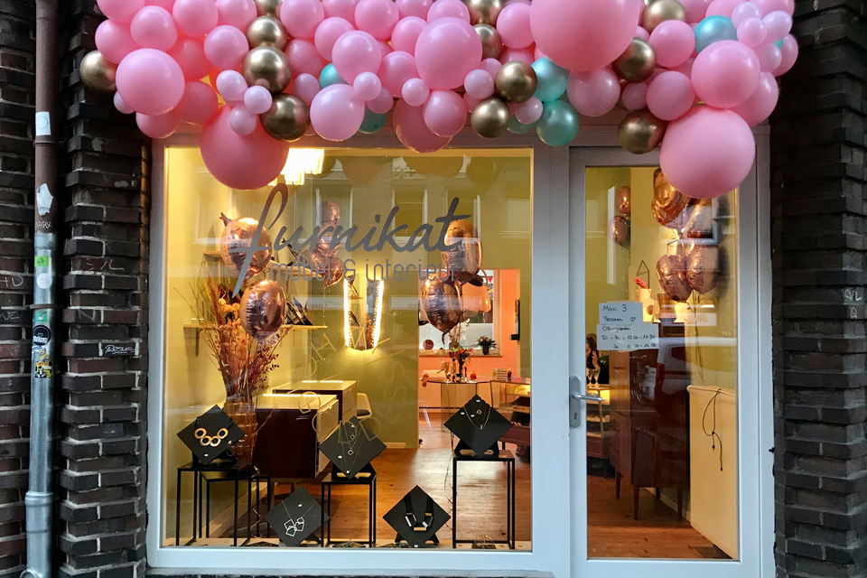 ohmygoddess-store-front-linden