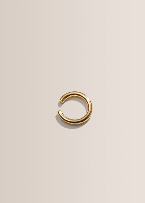 Remi-Earcuff-ring-gold-glaenzend