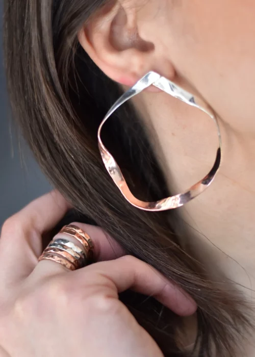 Jane Stement Ohrringe silber oval gehämmert